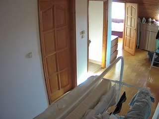 voyeurcam-julmodels-hall-2nd