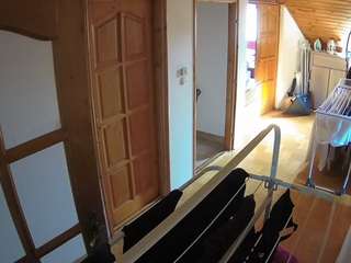 voyeurcam-julmodels-hall-2nd