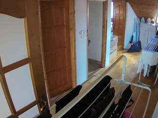 voyeurcam-julmodels-hall-2nd