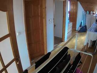 voyeurcam-julmodels-hall-2nd