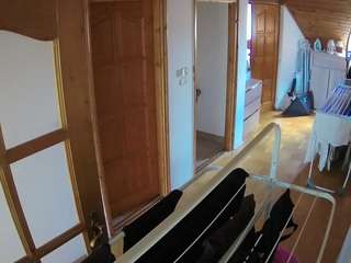voyeurcam-julmodels-hall-2nd