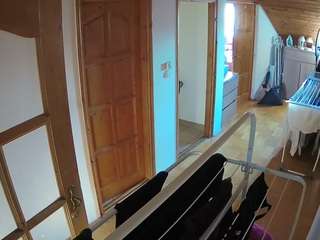voyeurcam-julmodels-hall-2nd