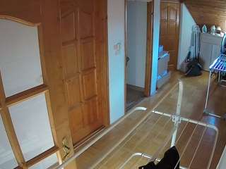 voyeurcam-julmodels-hall-2nd