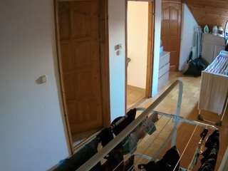 voyeurcam-julmodels-hall-2nd