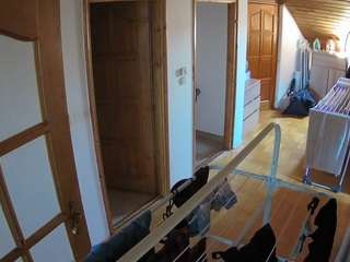 voyeurcam-julmodels-hall-2nd