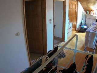 voyeurcam-julmodels-hall-2nd