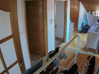 voyeurcam-julmodels-hall-2nd webcam