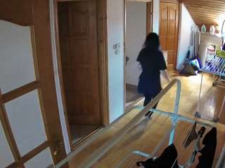 voyeurcam-julmodels-hall-2nd