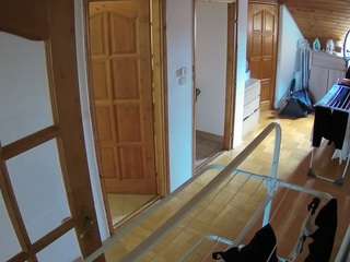 voyeurcam-julmodels-hall-2nd