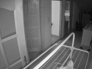 voyeurcam-julmodels-hall-2nd