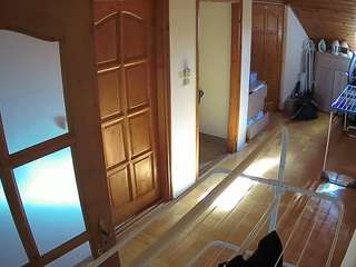 voyeurcam-julmodels-hall-2nd