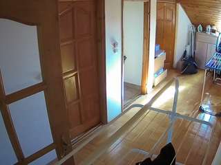 voyeurcam-julmodels-hall-2nd