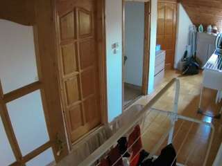 voyeurcam-julmodels-hall-2nd
