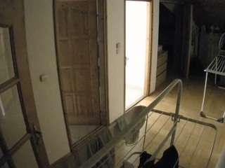 voyeurcam-julmodels-hall-2nd