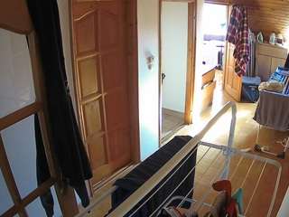Julmodels Hall 2nd Floor live cam — flash, flashing, hidden