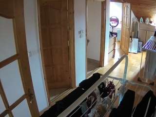 voyeurcam-julmodels-hall-2nd