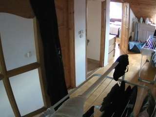 voyeurcam-julmodels-hall-2nd