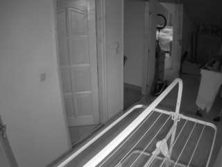 voyeurcam-julmodels-hall-2nd