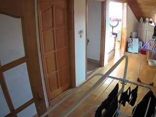 voyeurcam-julmodels-hall-2nd
