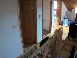 voyeurcam-julmodels-hall-2nd