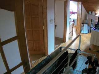 voyeurcam-julmodels-hall-2nd