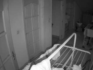 voyeurcam-julmodels-hall-2nd