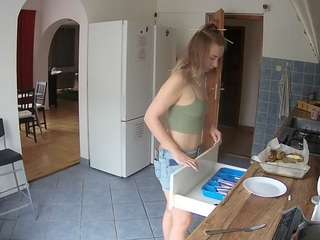 voyeurcam-julmodels-kitchen