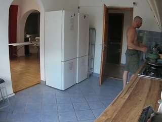 voyeurcam-julmodels-kitchen Cam Models camsoda