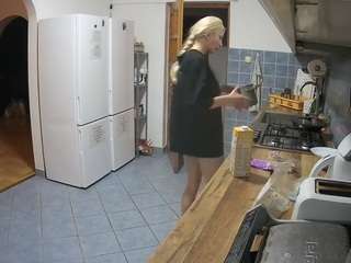 Voyeur House Gratis camsoda voyeurcam-julmodels-kitchen