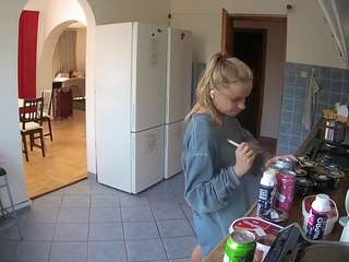 Pornoitaliano camsoda voyeurcam-julmodels-kitchen