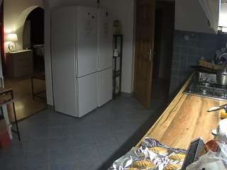 voyeurcam-julmodels-kitchen