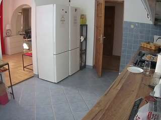 voyeurcam-julmodels-kitchen