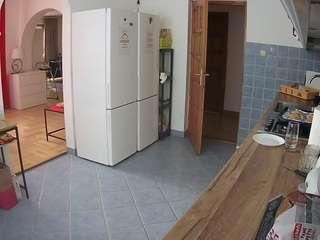 voyeurcam-julmodels-kitchen