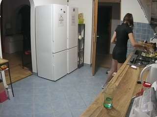voyeurcam-julmodels-kitchen