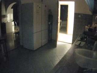 voyeurcam-julmodels-kitchen
