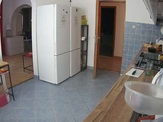 voyeurcam-julmodels-kitchen