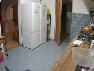 voyeurcam-julmodels-kitchen Thumb Image