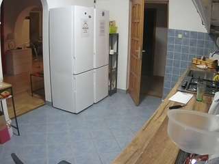 voyeurcam-julmodels-kitchen Thumb Image