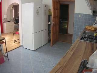 voyeurcam-julmodels-kitchen