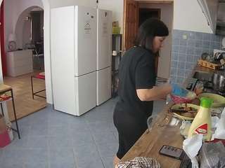 voyeurcam-julmodels-kitchen