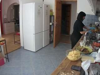 voyeurcam-julmodels-kitchen