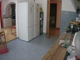 voyeurcam-julmodels-kitchen