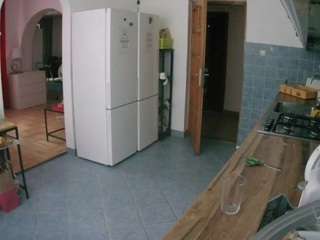 voyeurcam-julmodels-kitchen