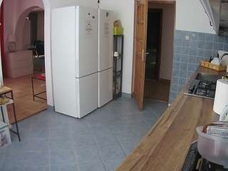 voyeurcam-julmodels-kitchen