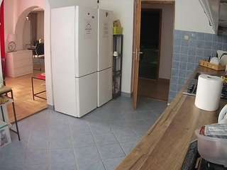 voyeurcam-julmodels-kitchen