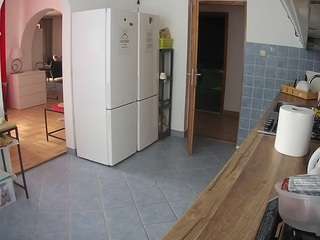 voyeurcam-julmodels-kitchen
