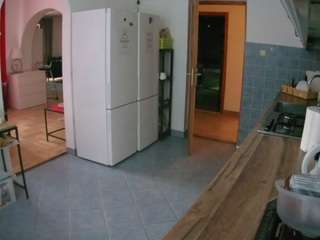 voyeurcam-julmodels-kitchen