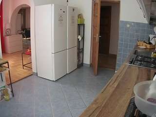 voyeurcam-julmodels-kitchen