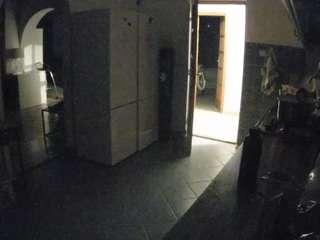 voyeurcam-julmodels-kitchen