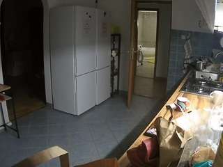 voyeurcam-julmodels-kitchen